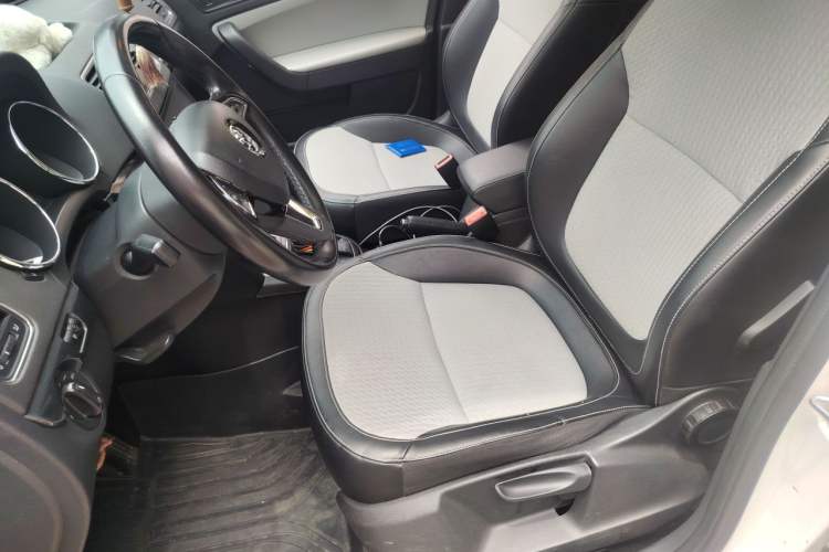 Used Skoda Yeti 2016 1.4TSI DSG Advanced Edition Left Front Seat