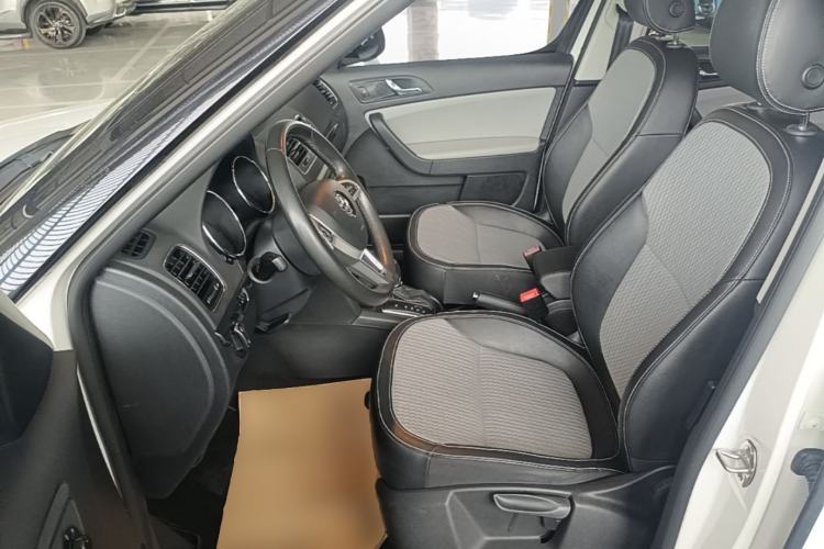 Used Skoda Yeti 2016 1.4TSI DSG Style Edition Left Front Seat
