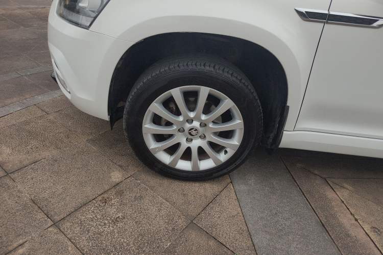 Used Skoda Yeti 2016 1.4TSI DSG Style Edition Left Front Wheel Hub