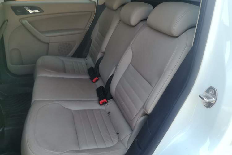 Used Skoda Yeti 2016 1.4TSI DSG Style Edition Left Rear Seat