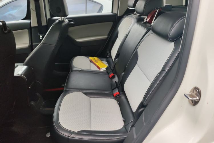 Used Skoda Yeti 2016 1.4TSI DSG Advanced Edition Left Rear Seat