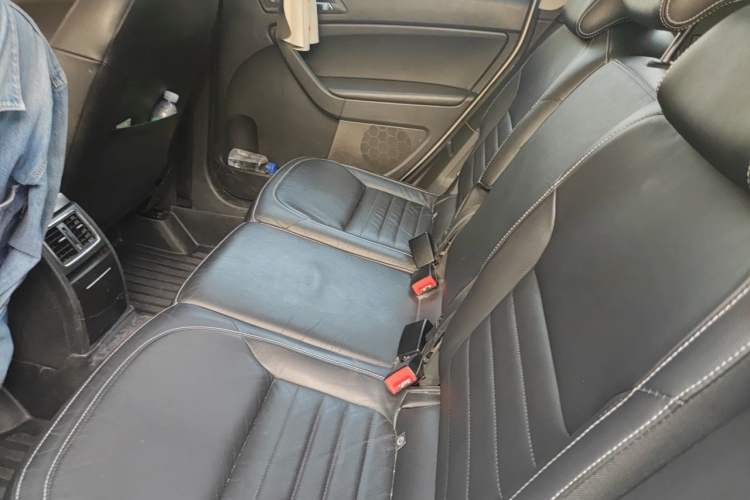 Used Skoda Yeti 2016 1.4TSI DSG Prestige Edition Left Rear Seat