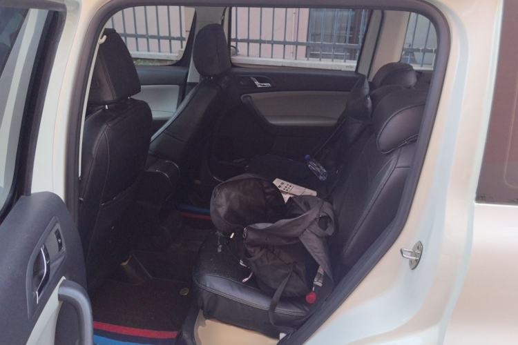 Used Skoda Yeti 2016 1.4TSI DSG Advanced Edition Left Rear Seat