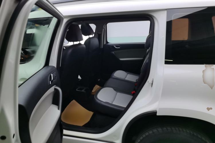 Used Skoda Yeti 2016 1.4TSI DSG Advanced Edition Left Rear Seat