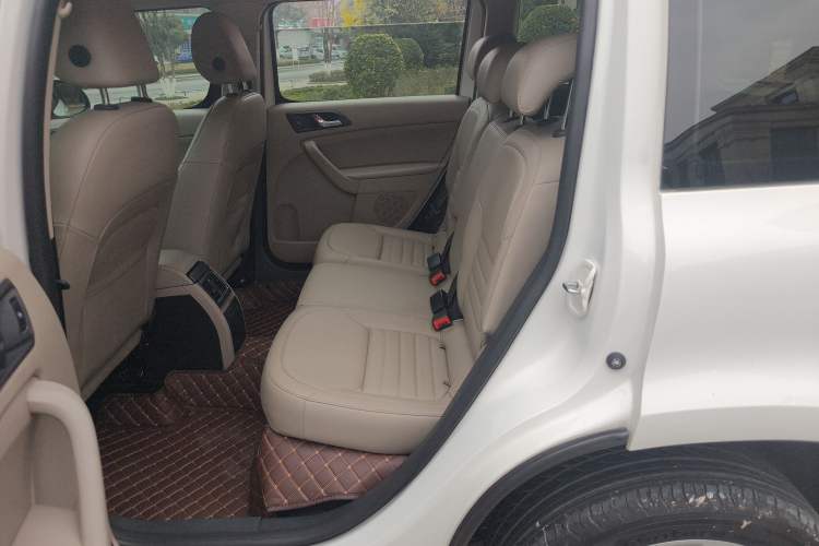 Used Skoda Yeti 2016 1.4TSI DSG Style Edition Left Rear Seat