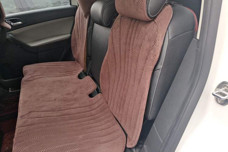 Used Skoda Yeti 2016 1.4TSI DSG Advanced Edition Left Rear Seat