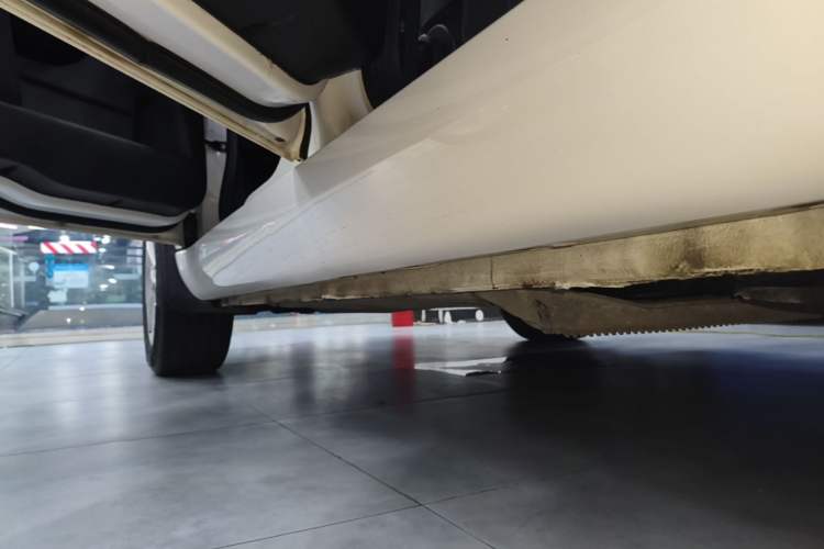Used Skoda Yeti 2016 1.4TSI DSG Advanced Edition Left Side Sill