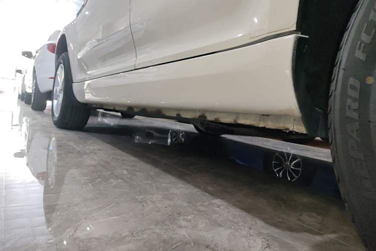 Used Skoda Yeti 2016 1.4TSI DSG Advanced Edition Left Side Sill