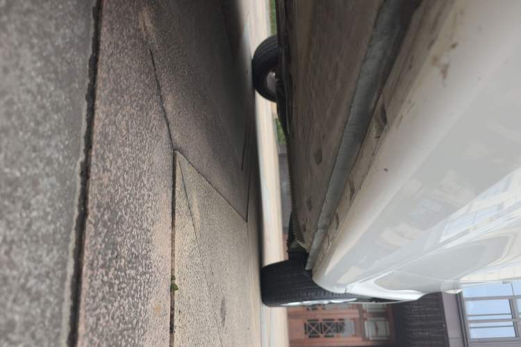 Used Skoda Yeti 2016 1.4TSI DSG Style Edition Left Side Sill