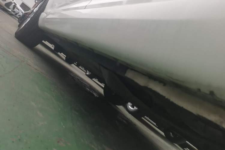 Used Skoda Yeti 2016 1.4TSI DSG Style Edition Left Side Sill