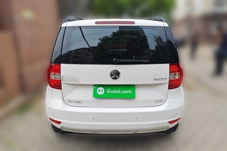Used Skoda Yeti 2016 1.4TSI DSG Advanced Edition Rear