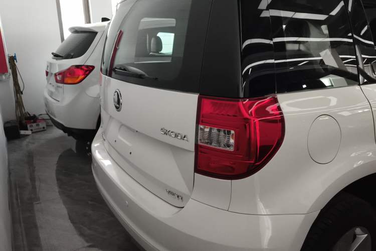 Used Skoda Yeti 2016 1.4TSI DSG Advanced Edition Rear