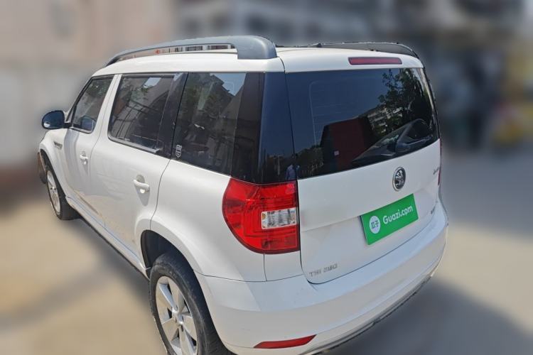 Used Skoda Yeti 2016 1.4TSI DSG Advanced Edition Rear Left 45 Deg