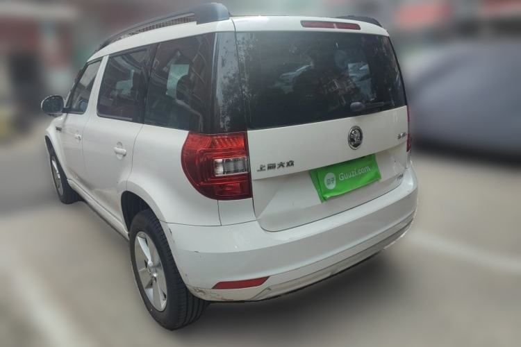 Used Skoda Yeti 2016 1.4TSI DSG Advanced Edition Rear Left 45 Deg