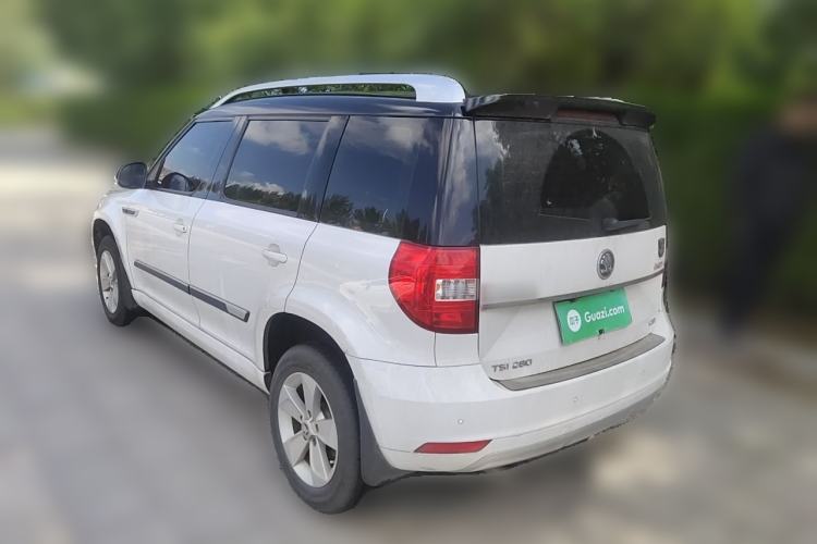 Used Skoda Yeti 2016 1.4TSI DSG Advanced Edition Rear Left 45 Deg