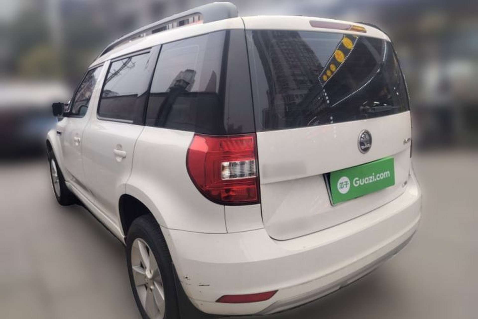 Used Skoda Yeti 2016 1.4TSI DSG Advanced Edition Rear Left 45 Deg