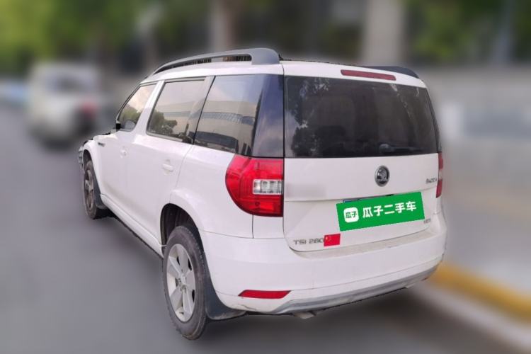 Used Skoda Yeti 2016 1.4TSI DSG Advanced Edition Rear Left 45 Deg