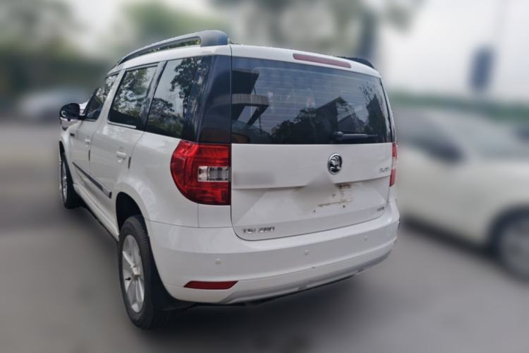 Used Skoda Yeti 2016 1.4TSI DSG Advanced Edition Rear Left 45 Deg
