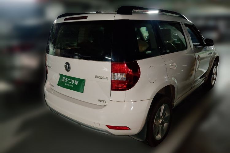 Used Skoda Yeti 2016 1.4TSI DSG Advanced Edition Rear Right 45 Deg