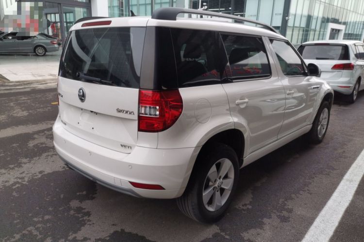 Used Skoda Yeti 2016 1.4TSI DSG Advanced Edition Rear Right 45 Deg