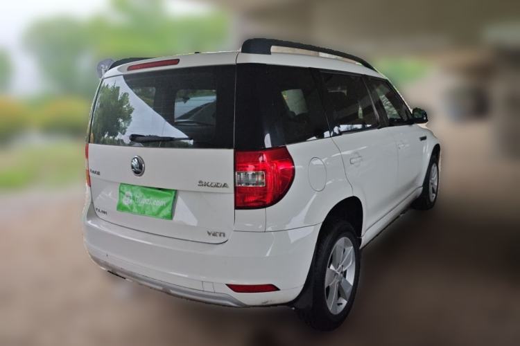 Used Skoda Yeti 2016 1.4TSI DSG Advanced Edition Rear Right 45 Deg