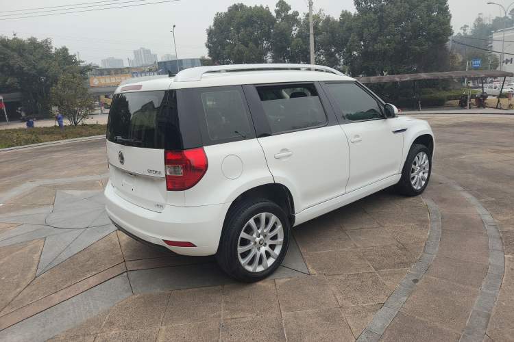 Used Skoda Yeti 2016 1.4TSI DSG Style Edition Rear Right 45 Deg