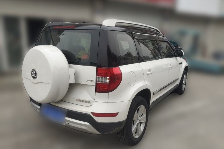 Used Skoda Yeti 2016 1.4TSI DSG Advanced Edition Rear Right 45 Deg