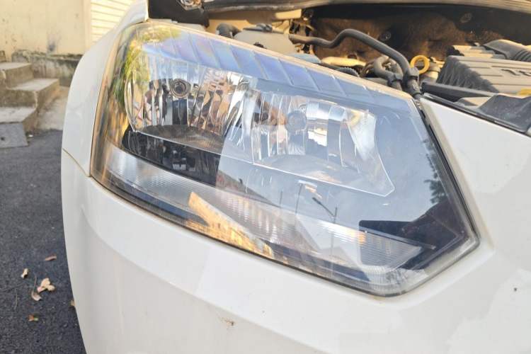 Used Skoda Yeti 2016 1.4TSI DSG Advanced Edition Right Front Headlight