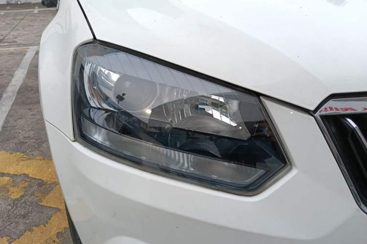 Used Skoda Yeti 2016 1.4TSI DSG Advanced Edition Right Front Headlight