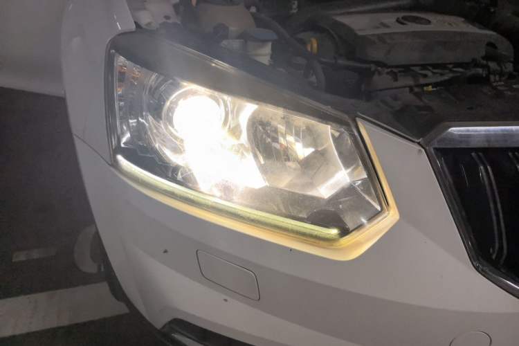 Used Skoda Yeti 2016 1.8TSI DSG Prestige Edition Right Front Headlight