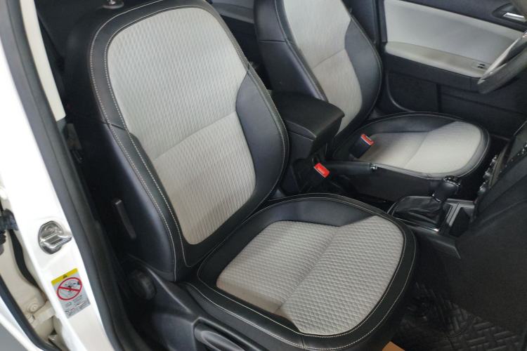 Used Skoda Yeti 2016 1.4TSI DSG Advanced Edition Right Front Seat