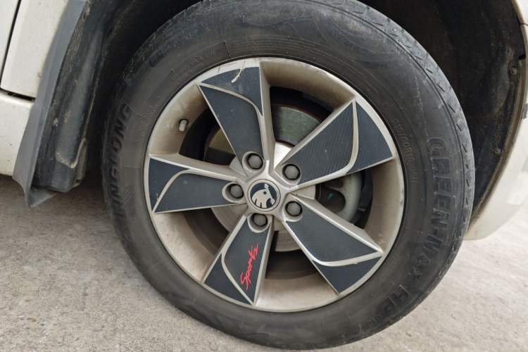 Used Skoda Yeti 2016 1.4TSI DSG Advanced Edition Right Front Wheel Hub