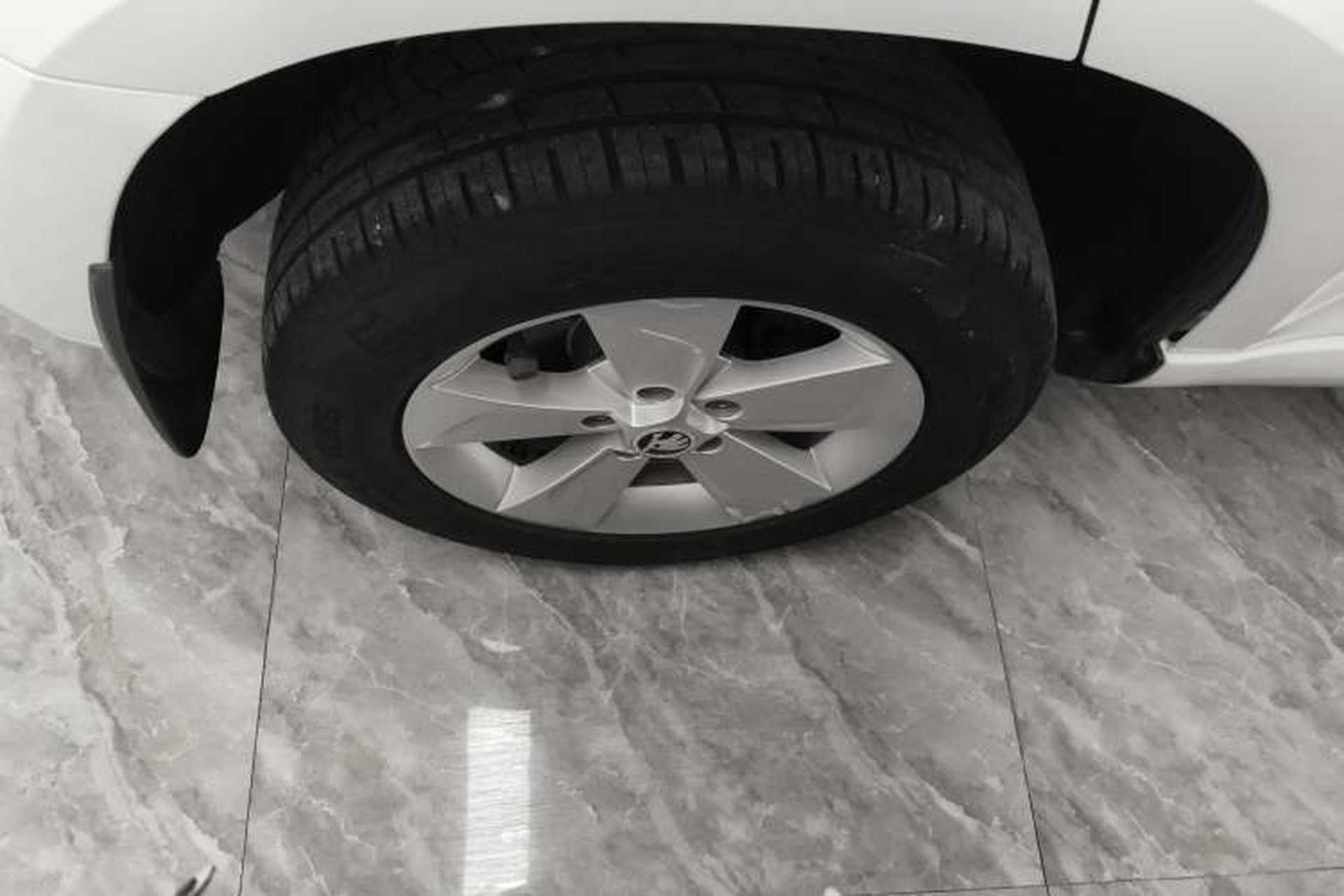 Used Skoda Yeti 2016 1.4TSI DSG Advanced Edition Right Rear Wheel Hub