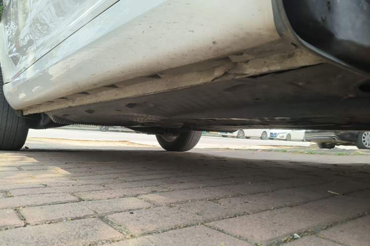 Used Skoda Yeti 2016 1.4TSI DSG Advanced Edition Right Side Sill