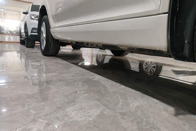Used Skoda Yeti 2016 1.4TSI DSG Advanced Edition Right Side Sill