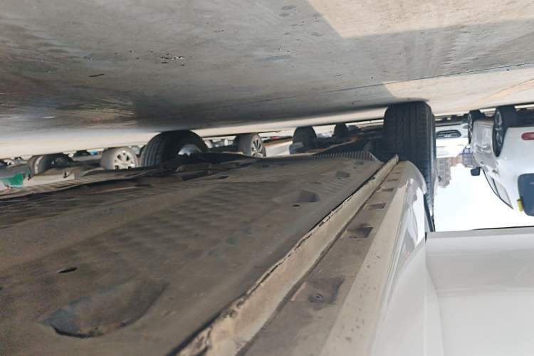 Used Skoda Yeti 2016 1.4TSI DSG Advanced Edition Right Side Sill