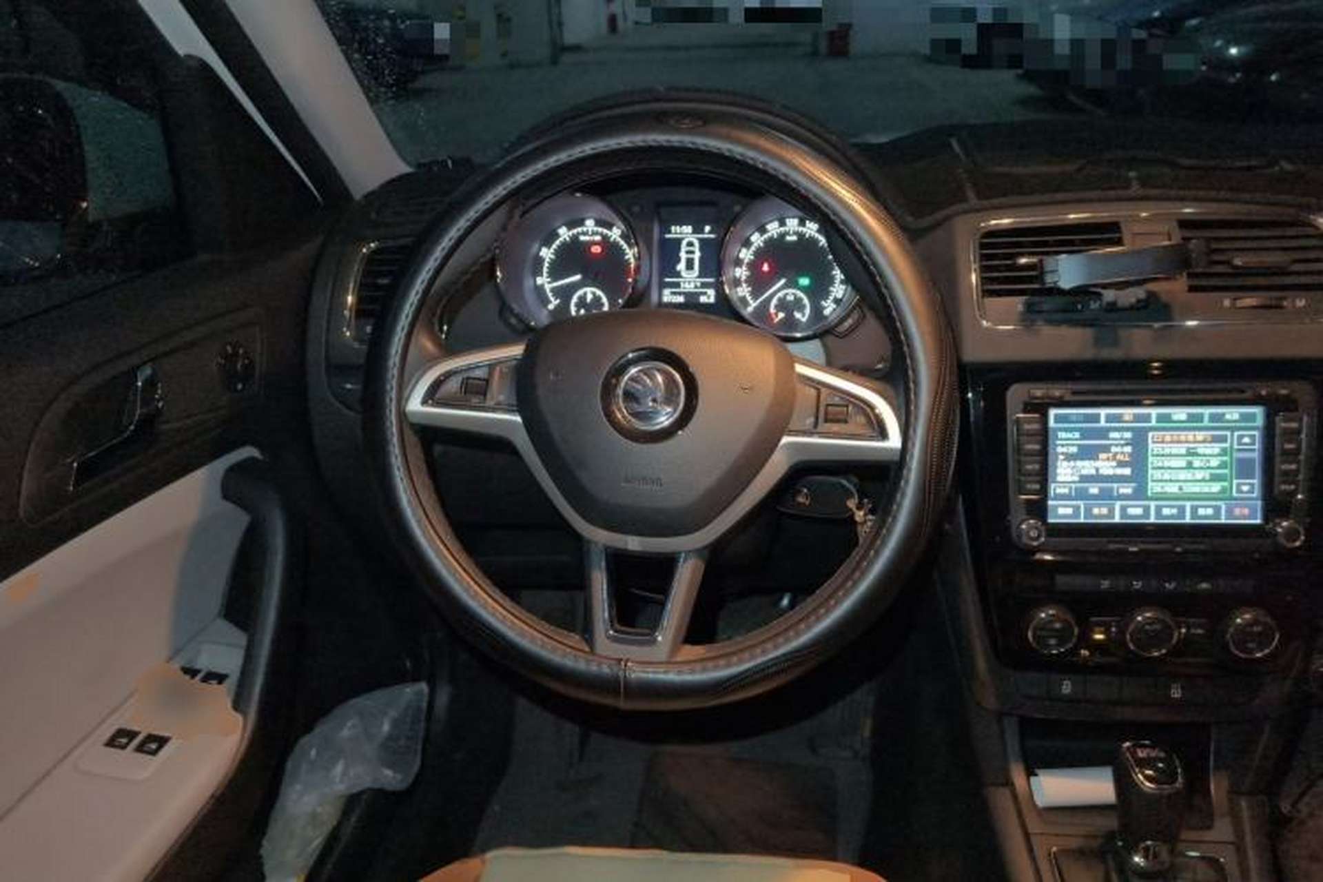 Used Skoda Yeti 2016 1.4TSI DSG Style Edition Steering Wheel