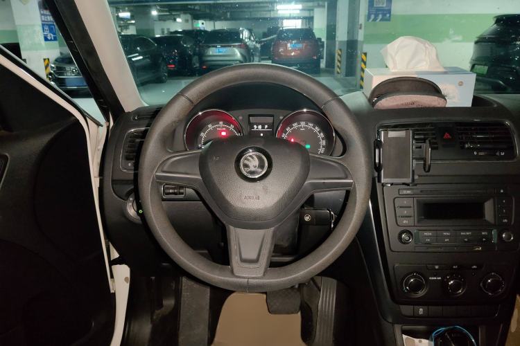 Used Skoda Yeti 2016 1.4TSI DSG Advanced Edition Steering Wheel