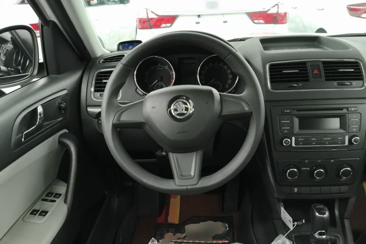 Used Skoda Yeti 2016 1.4TSI DSG Advanced Edition Steering Wheel
