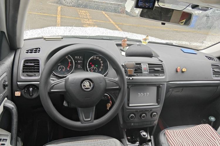 Used Skoda Yeti 2016 1.4TSI DSG Advanced Edition Steering Wheel