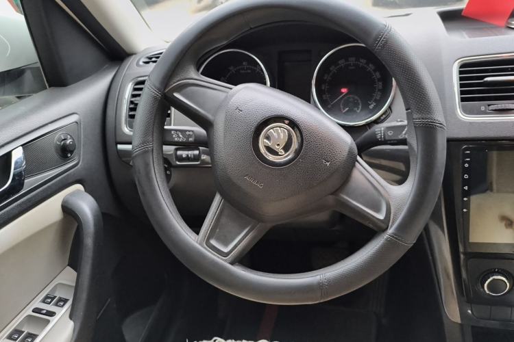 Used Skoda Yeti 2016 1.4TSI DSG Advanced Edition Steering Wheel