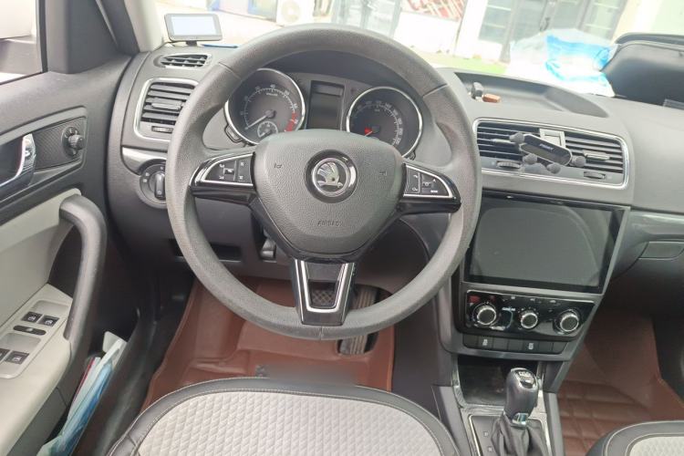 Used Skoda Yeti 2016 1.4TSI DSG Advanced Edition Steering Wheel