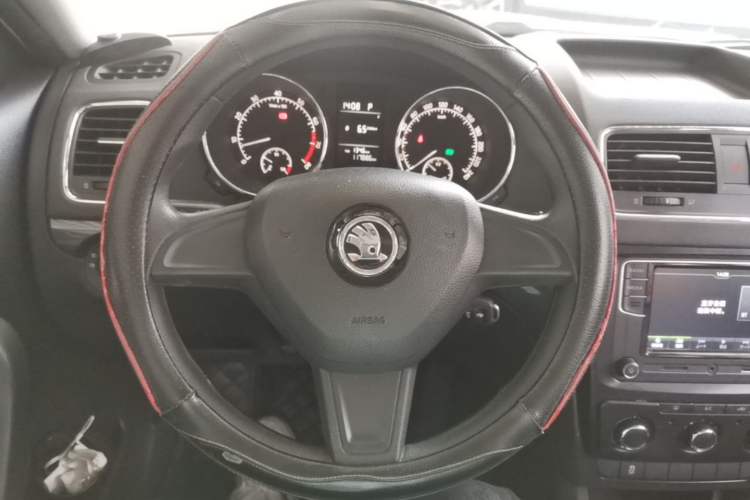 Used Skoda Yeti 2016 1.4TSI DSG Advanced Edition Steering Wheel