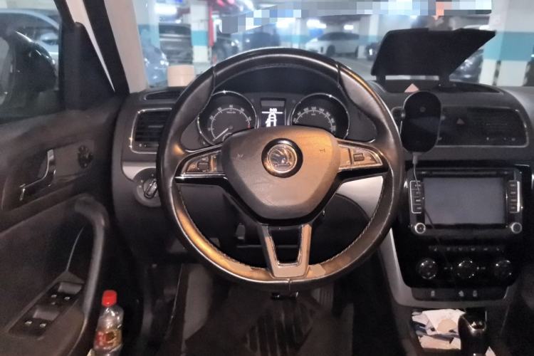 Used Skoda Yeti 2016 1.8TSI DSG Prestige Edition Steering Wheel