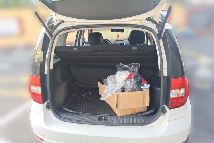 Used Skoda Yeti 2016 1.4TSI DSG Advanced Edition Trunk