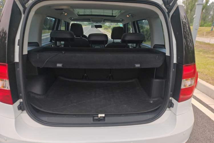 Used Skoda Yeti 2016 1.4TSI DSG Advanced Edition Trunk