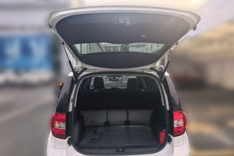 Used Skoda Yeti 2016 1.4TSI DSG Advanced Edition Trunk