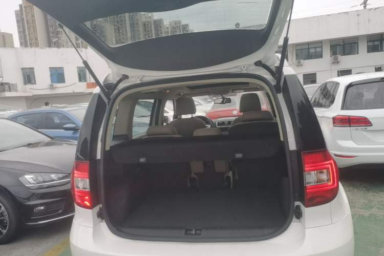 Used Skoda Yeti 2016 1.4TSI DSG Style Edition Trunk