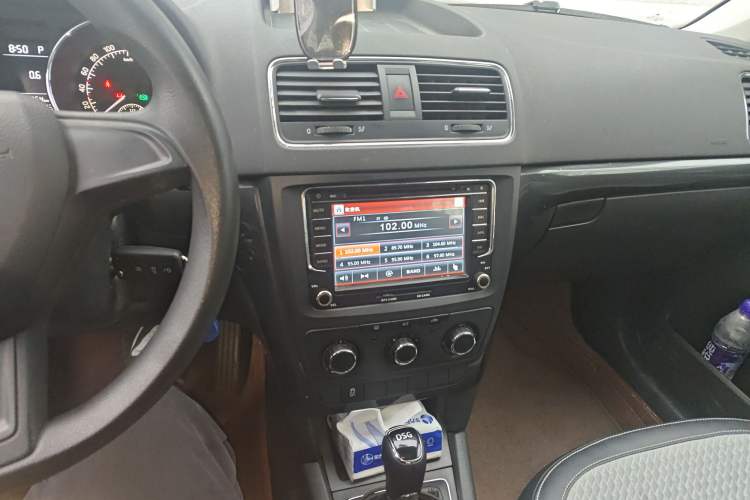 Used Skoda Yeti 2016 1.4TSI DSG Advanced Edition Audio And AC Panel