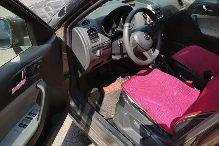 Used Skoda Yeti 2016 1.4TSI DSG Advanced Edition Driver Seat